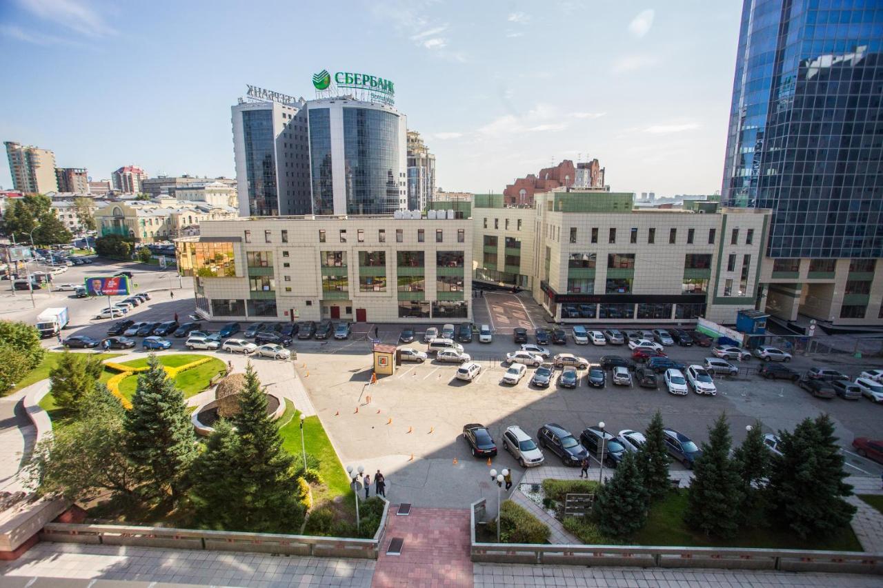 Azimut Hotel Siberia Novosibirsk Exterior photo